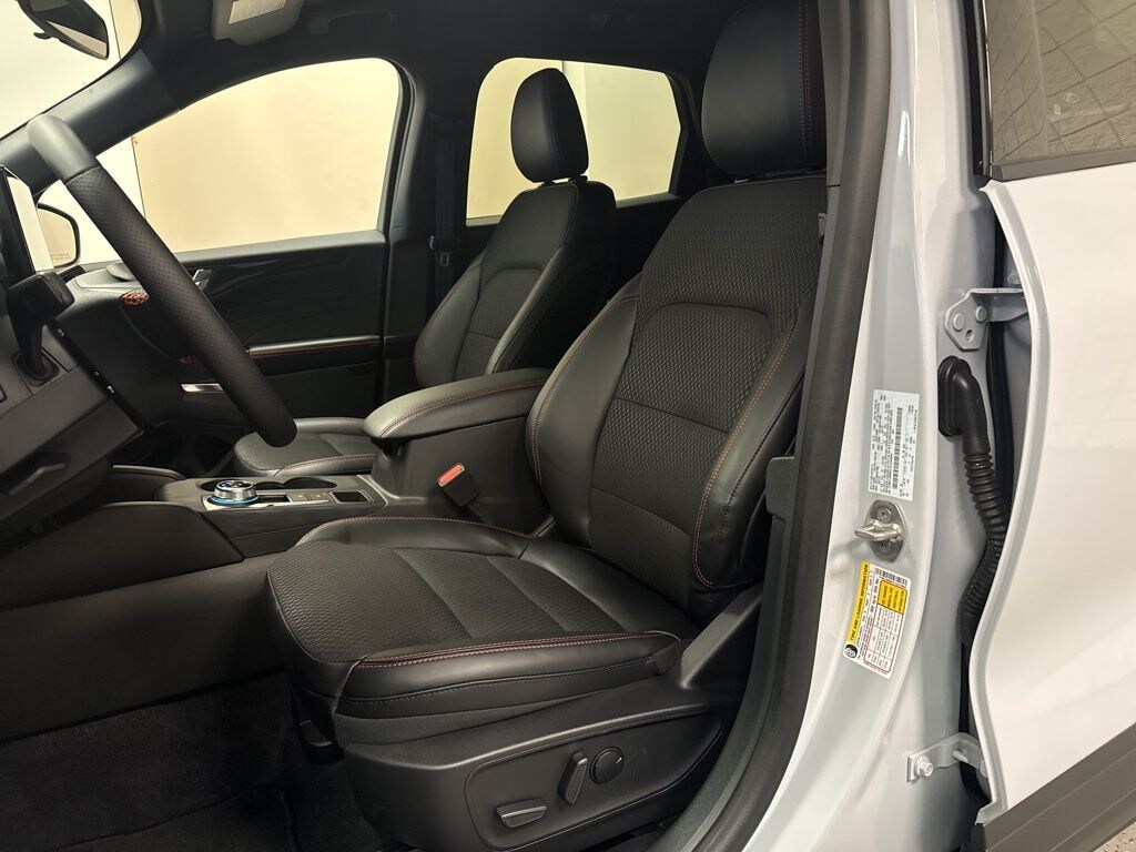 New 2026 Ford Escape ST-Line SUV