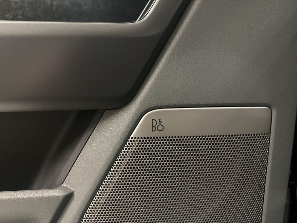 2025 Ford F-150 Lightning Flash - Photo 6