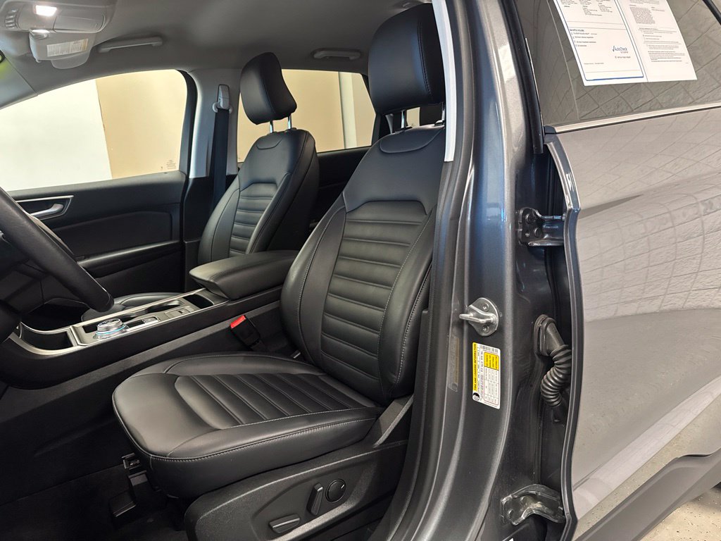 Certified 2024 Ford Edge SUV