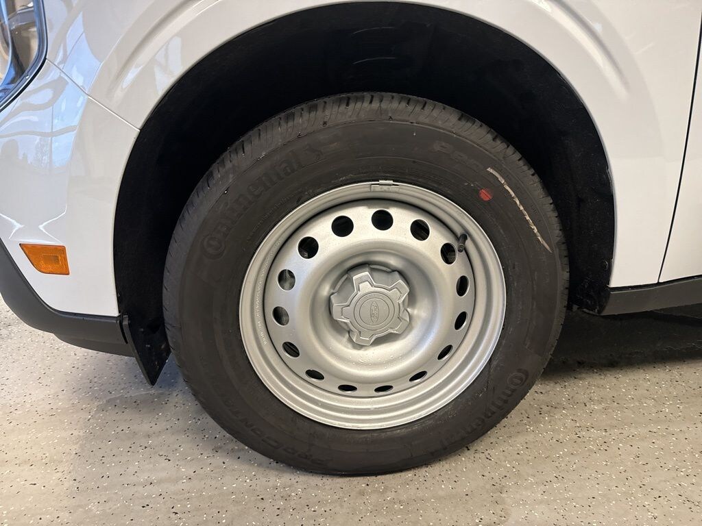 New 2025 Ford Maverick XL Truck SuperCrew