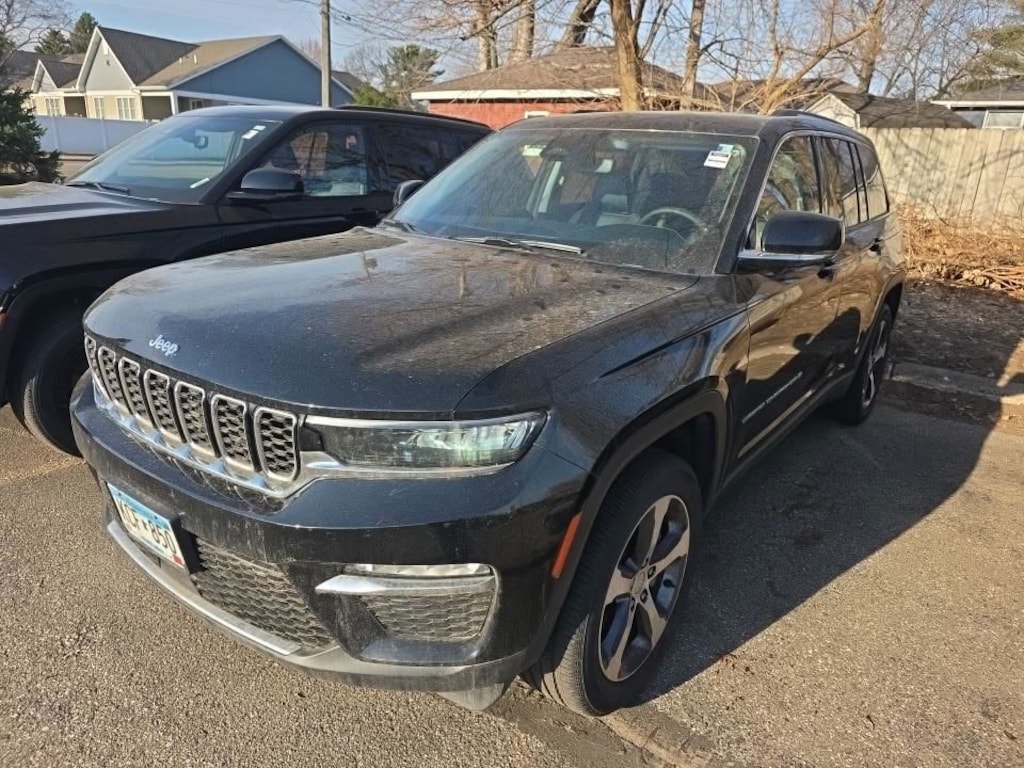 Used 2023 Jeep Grand Cherokee Limited SUV