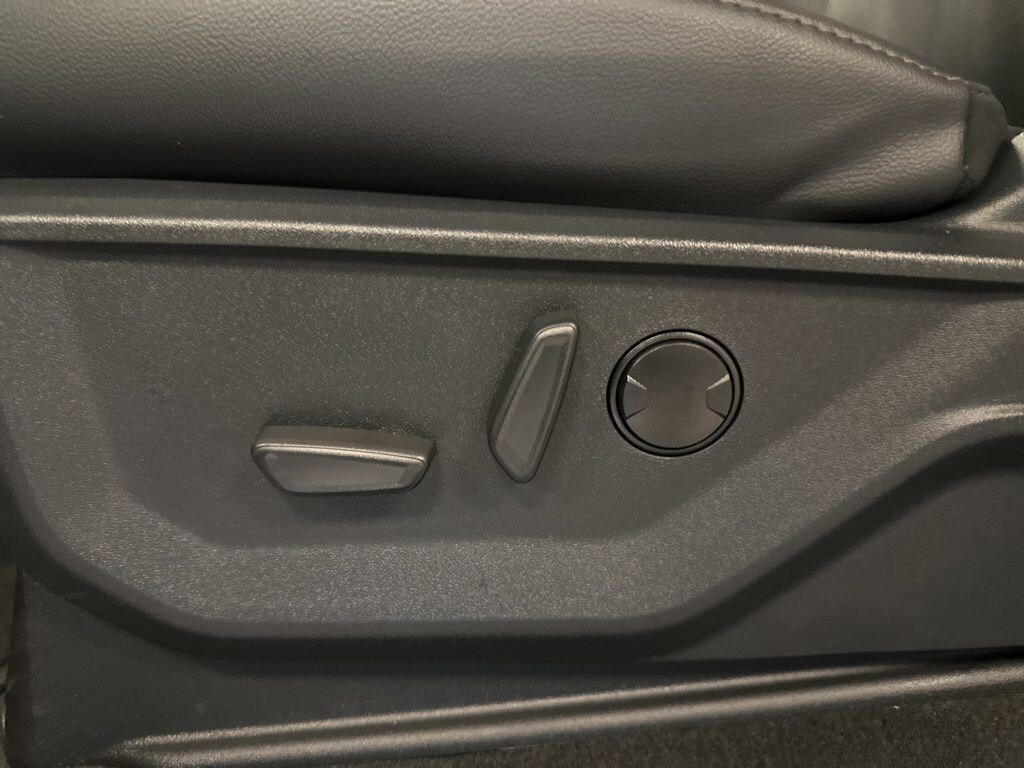 New 2026 Ford F-250 F-250 Lariat Truck Crew Cab