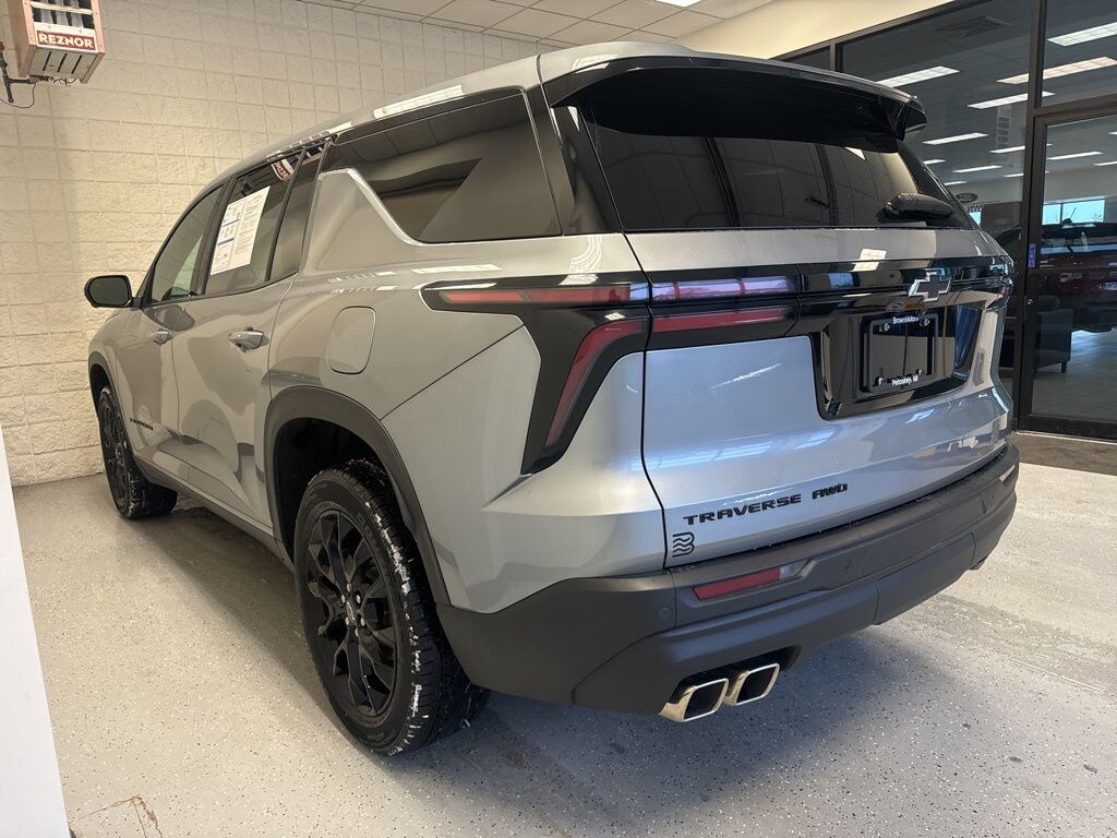 Certified 2024 Chevrolet Traverse LS w/2LS SUV