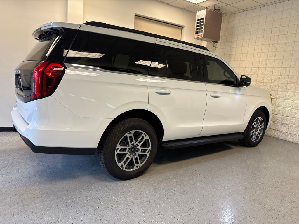2025 Ford Expedition Active - Photo 21