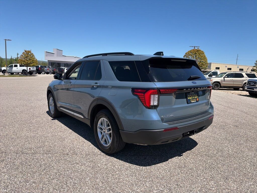 Used 2025 Ford Explorer Active SUV