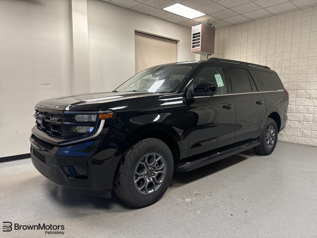 2025 Ford Expedition Active's photo
