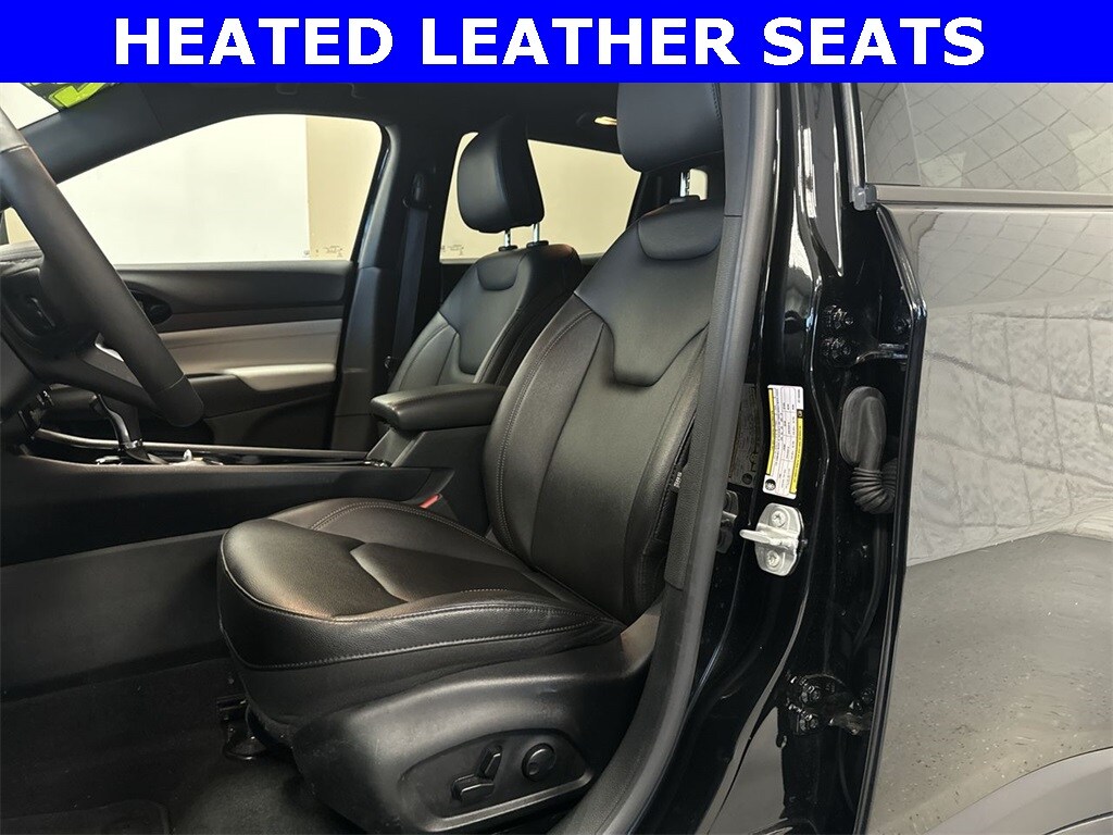 2024 Jeep Compass Limited photo 2
