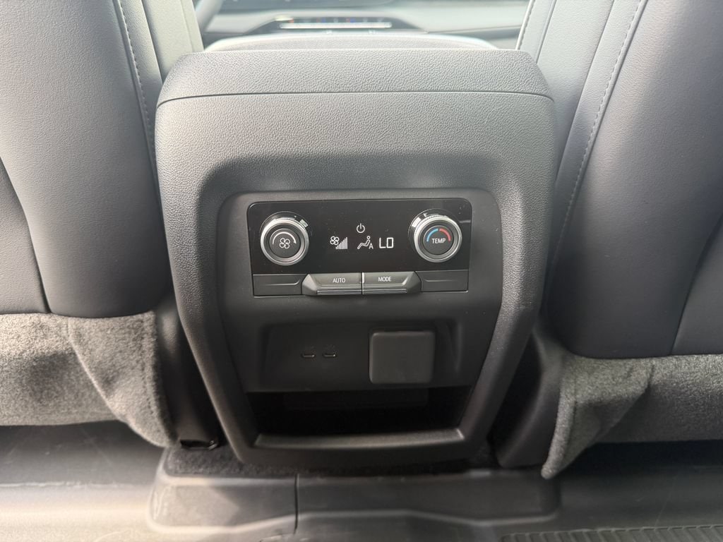 2026 Buick Enclave Sport Touring - Photo 38