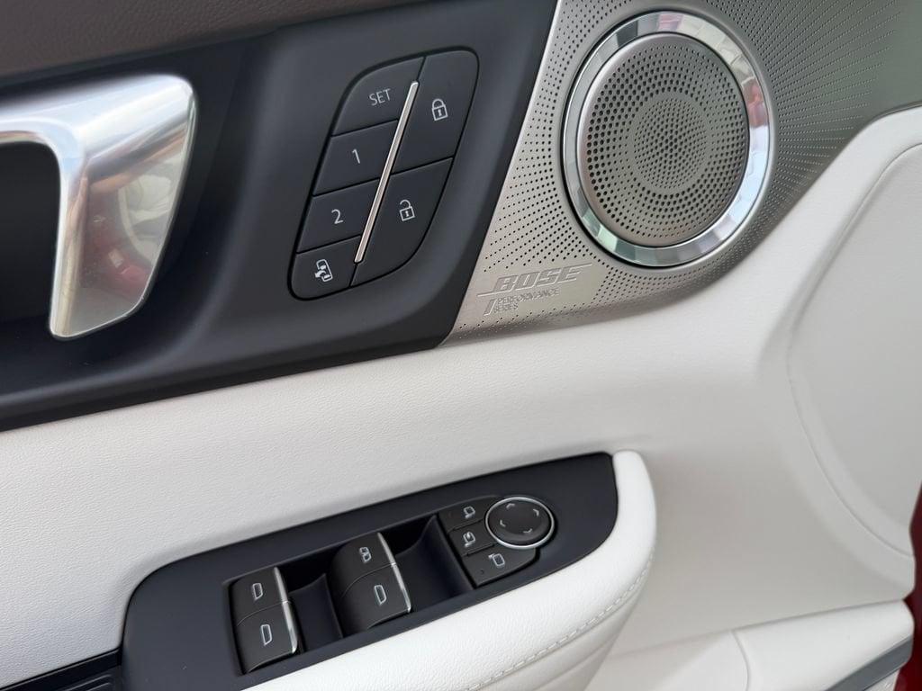 2026 Buick Enclave Avenir - Photo 18