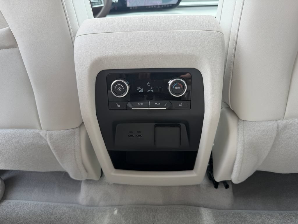 2026 Buick Enclave Avenir - Photo 39
