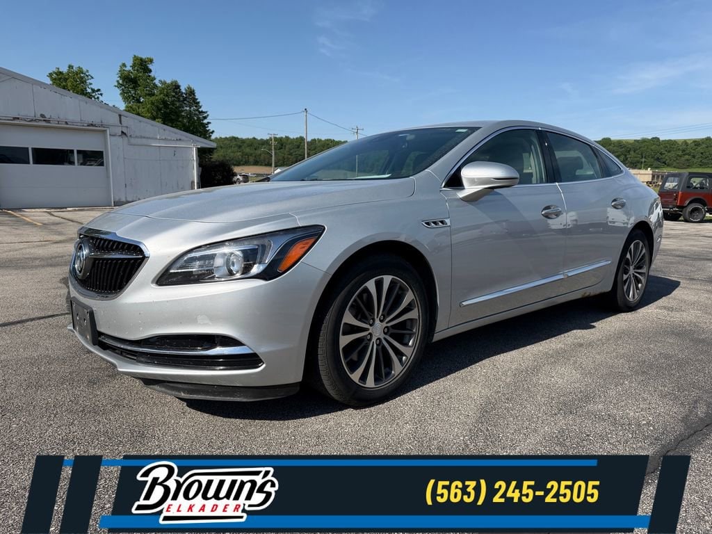 2018 Buick LaCrosse Premium's photo