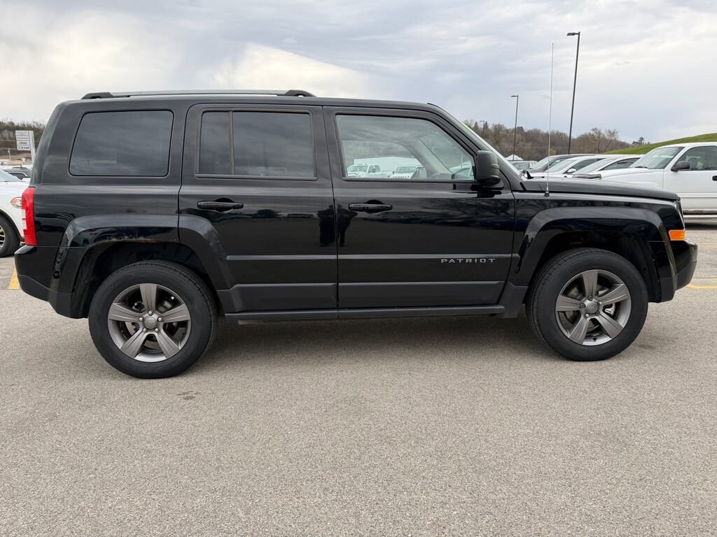 Used 2016 Jeep Patriot Sport SE