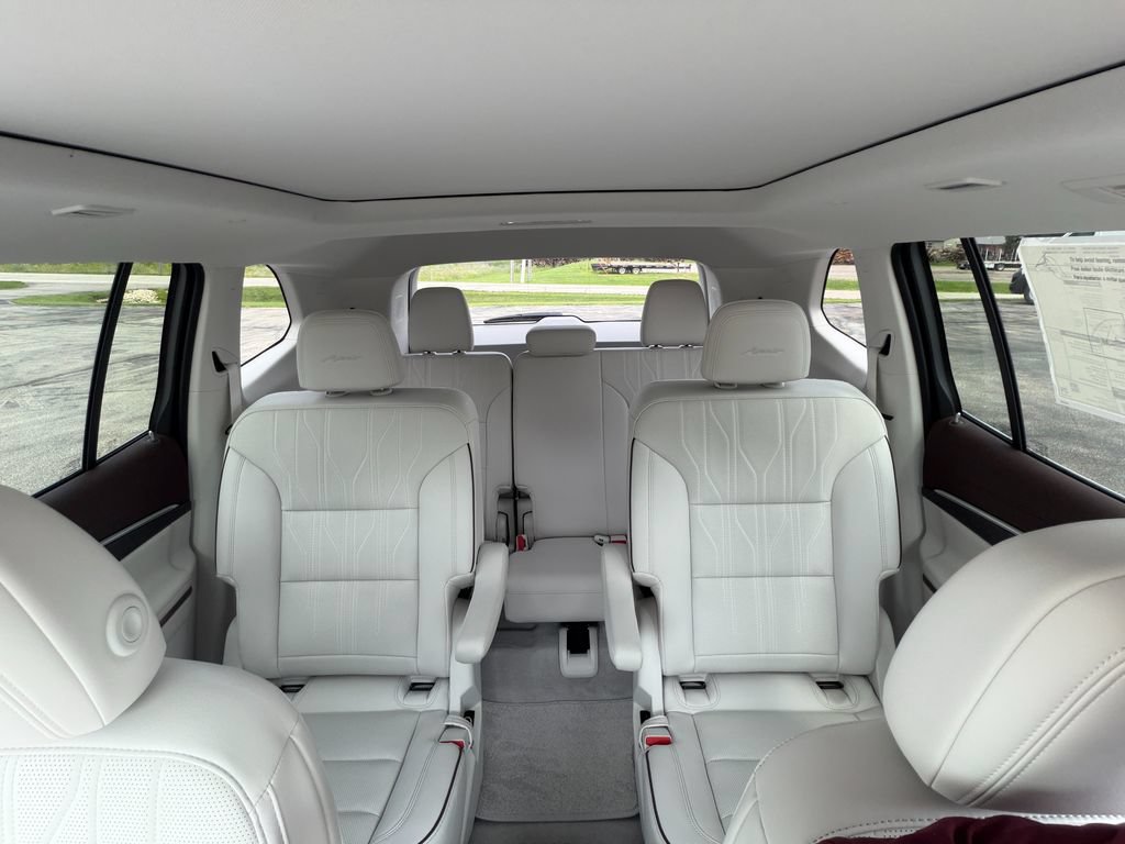 2026 Buick Enclave Avenir - Photo 22
