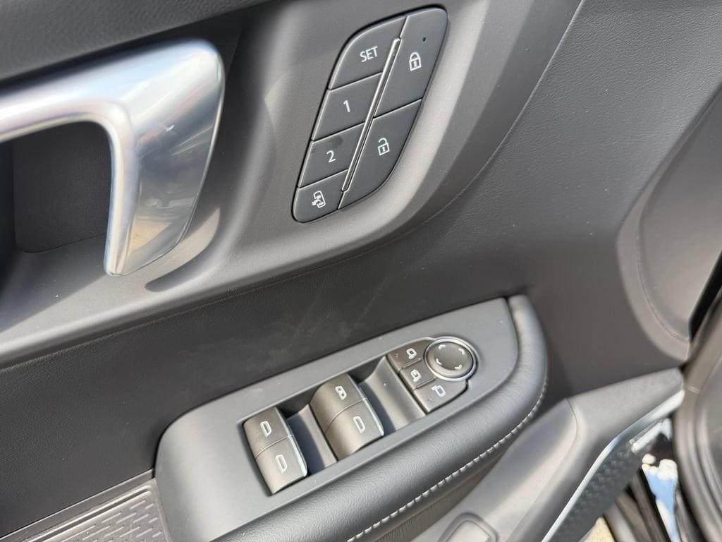 2026 Buick Enclave Sport Touring - Photo 17