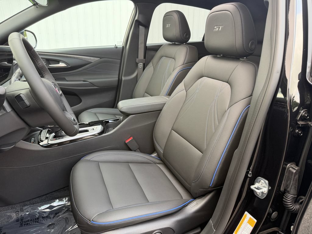 2026 Buick Envista Sport Touring - Photo 19