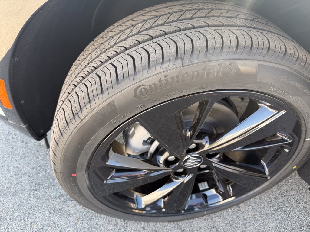 2026 Buick Envision Sport Touring - Photo 14