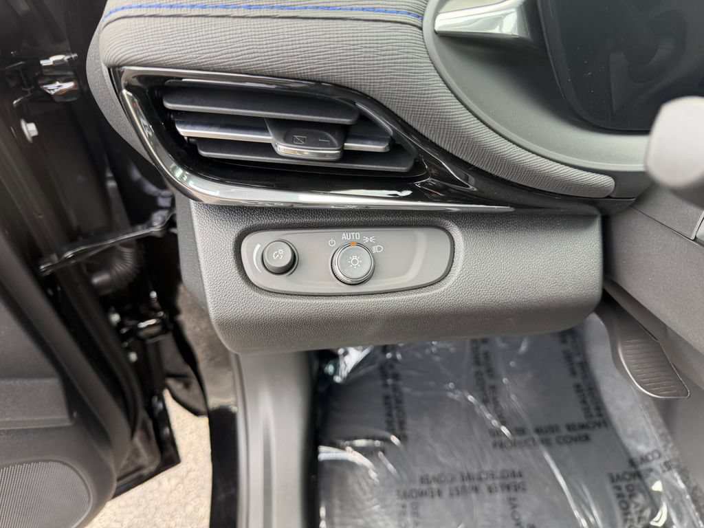 2026 Buick Envista Sport Touring - Photo 17