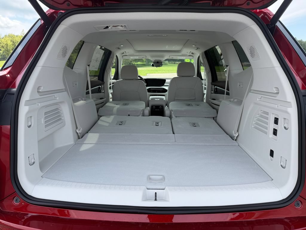 2026 Buick Enclave Avenir - Photo 12