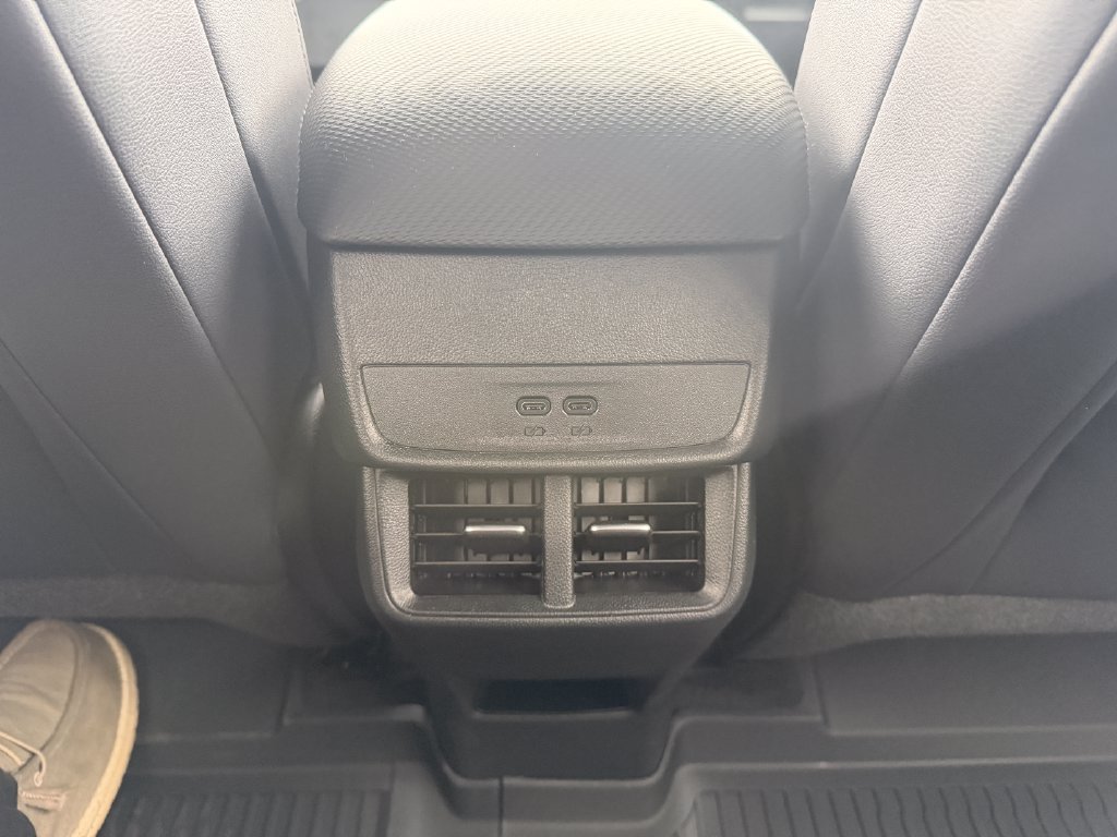 2027 Chevrolet Equinox LT - Photo 34
