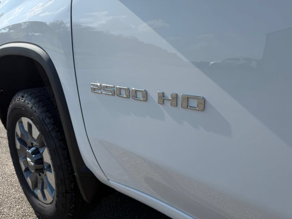 2026 Chevrolet Silverado 2500 HD Custom - Photo 19