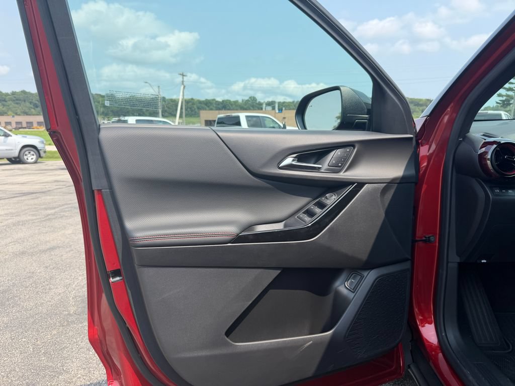 2027 Chevrolet Equinox RS - Photo 16