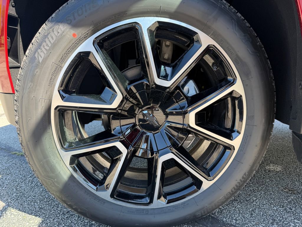 2026 Chevrolet Suburban RST - Photo 41