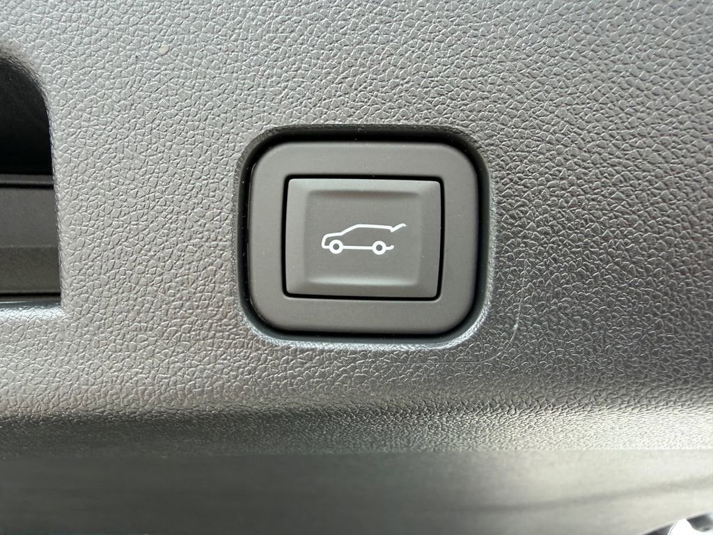 2026 Chevrolet Traverse Z71 - Photo 15