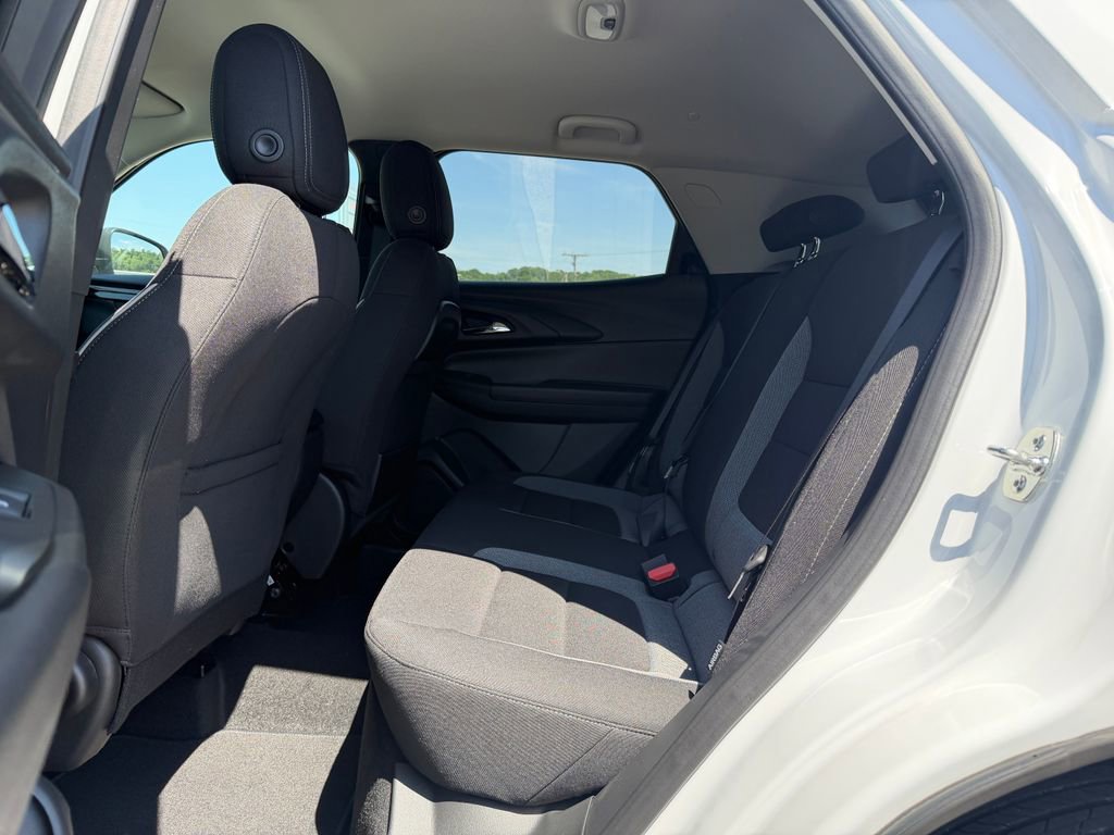 2026 Chevrolet Trailblazer LS - Photo 32