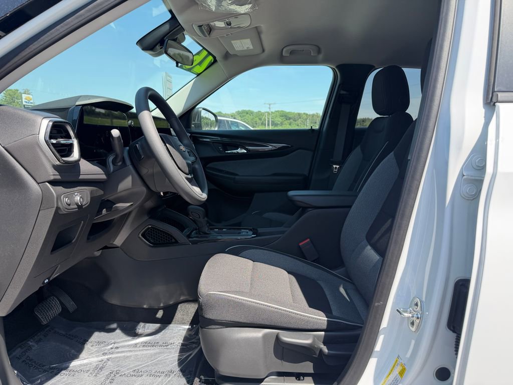 2026 Chevrolet Trailblazer LS - Photo 16