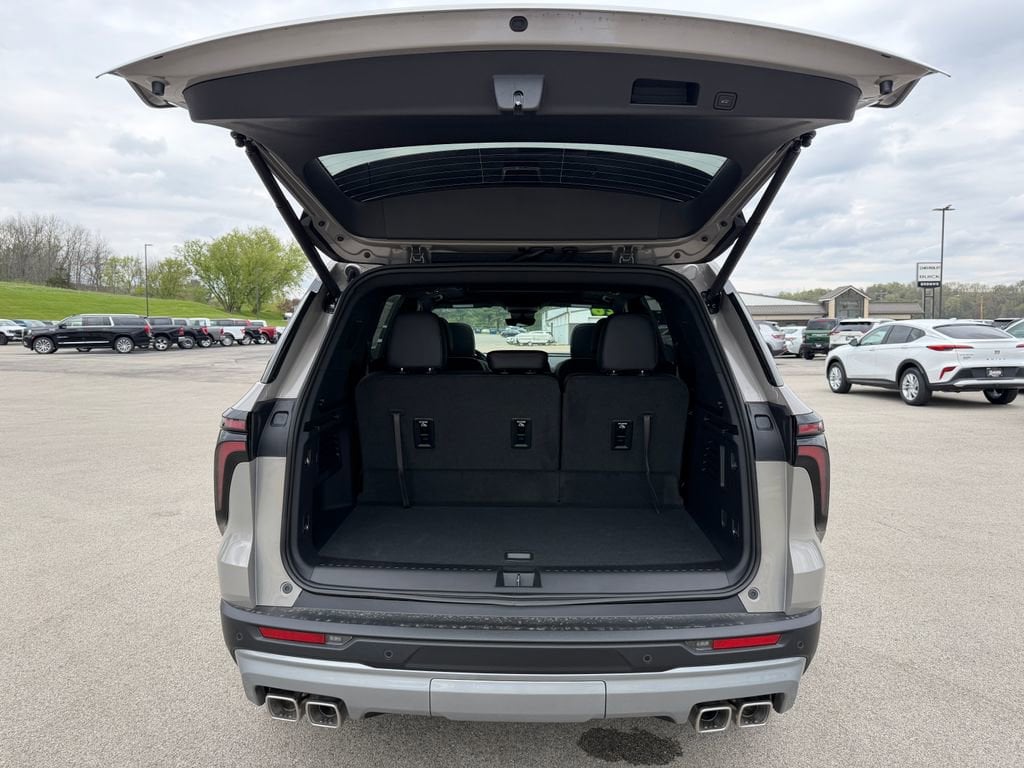 2026 Chevrolet Traverse Z71 - Photo 9