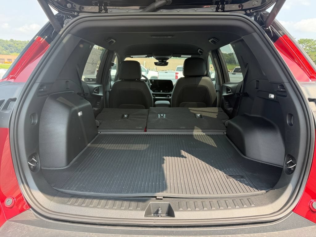 2027 Chevrolet Equinox RS - Photo 11