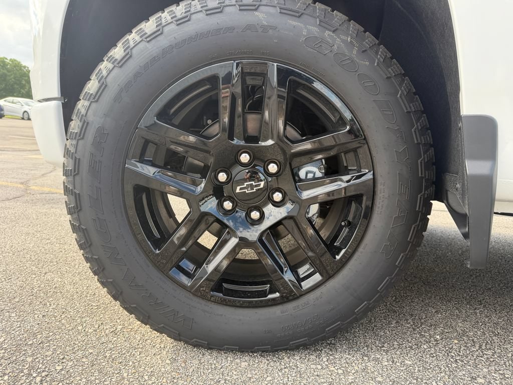 2026 Chevrolet Silverado 1500 Custom - Photo 38