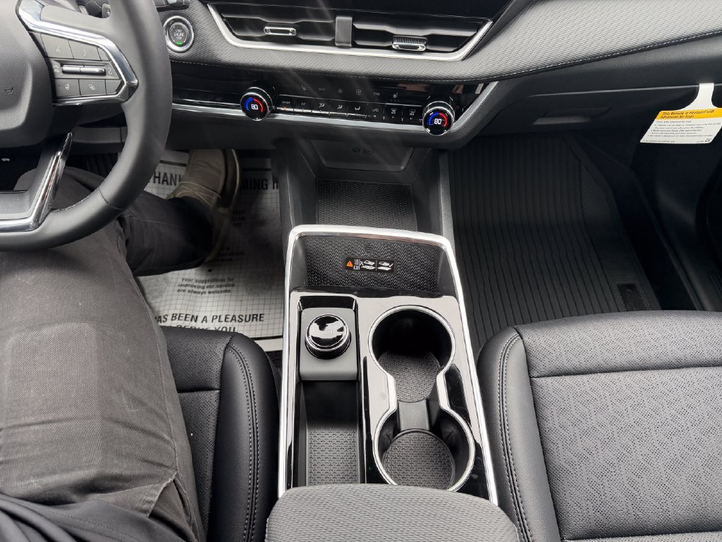 2027 Chevrolet Equinox LT - Photo 27