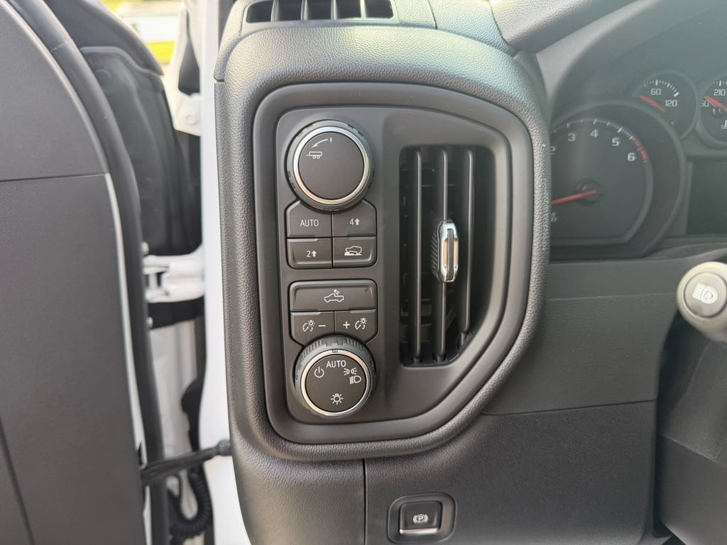 2026 Chevrolet Silverado 1500 Custom - Photo 21