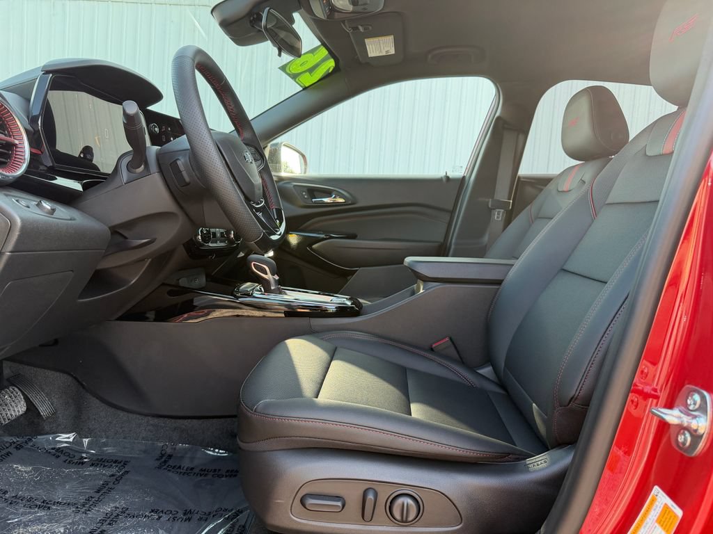 2026 Chevrolet Trax RS - Photo 17