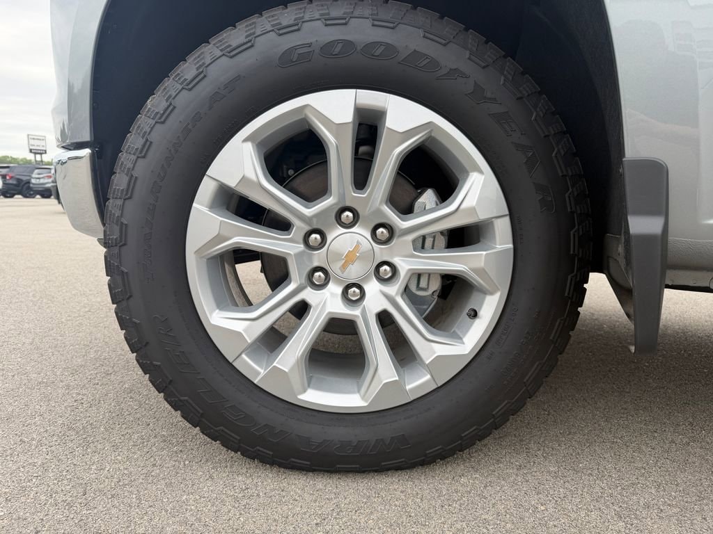 2026 Chevrolet Silverado 1500 LTZ - Photo 44