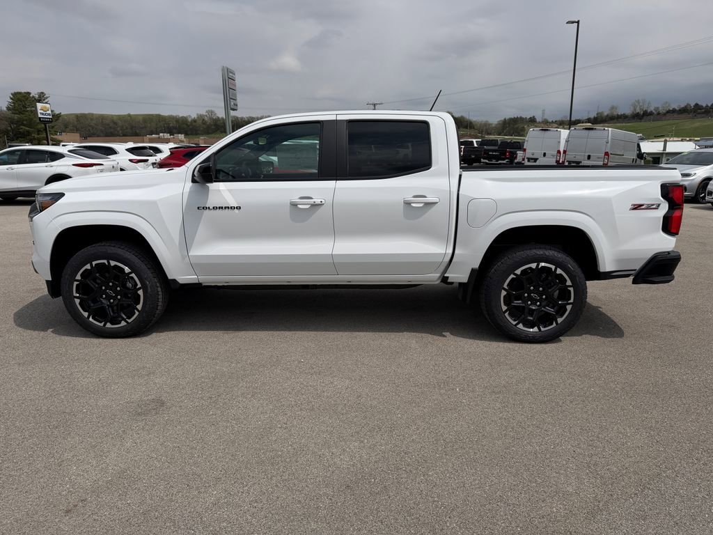 2026 Chevrolet Colorado Z71 - Photo 8
