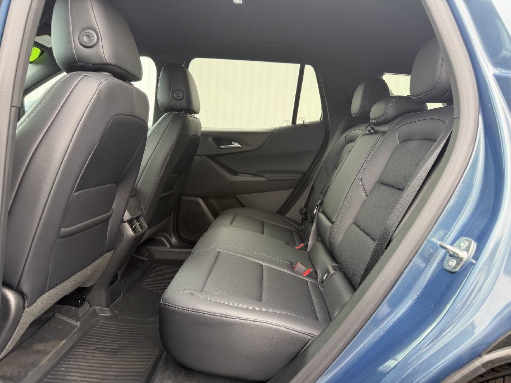 2027 Chevrolet Equinox LT - Photo 32