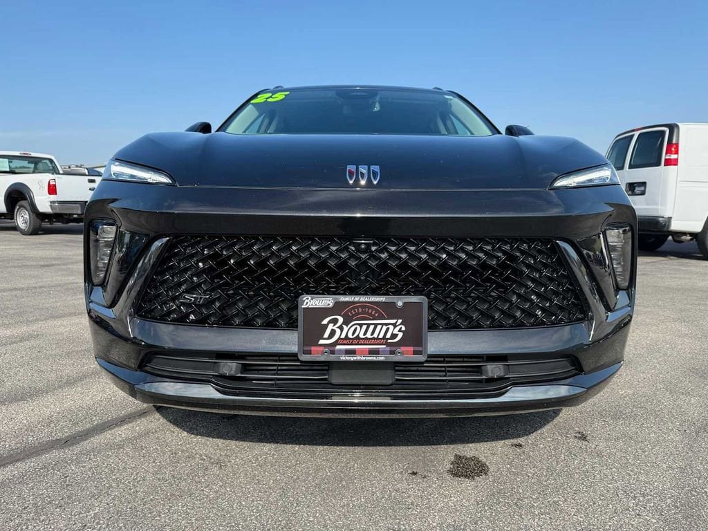 Used 2025 Buick Envision Sport Touring SUV