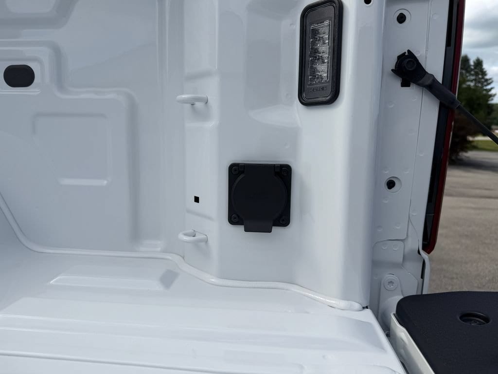 2026 Chevrolet Silverado 1500 Custom - Photo 13