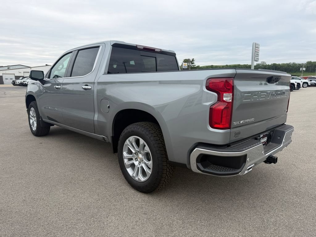 2026 Chevrolet Silverado 1500 LTZ - Photo 7