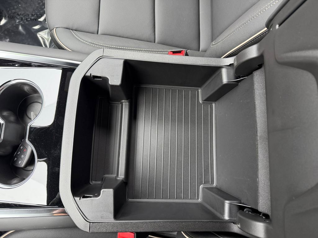 2026 Chevrolet Tahoe Premier - Photo 33