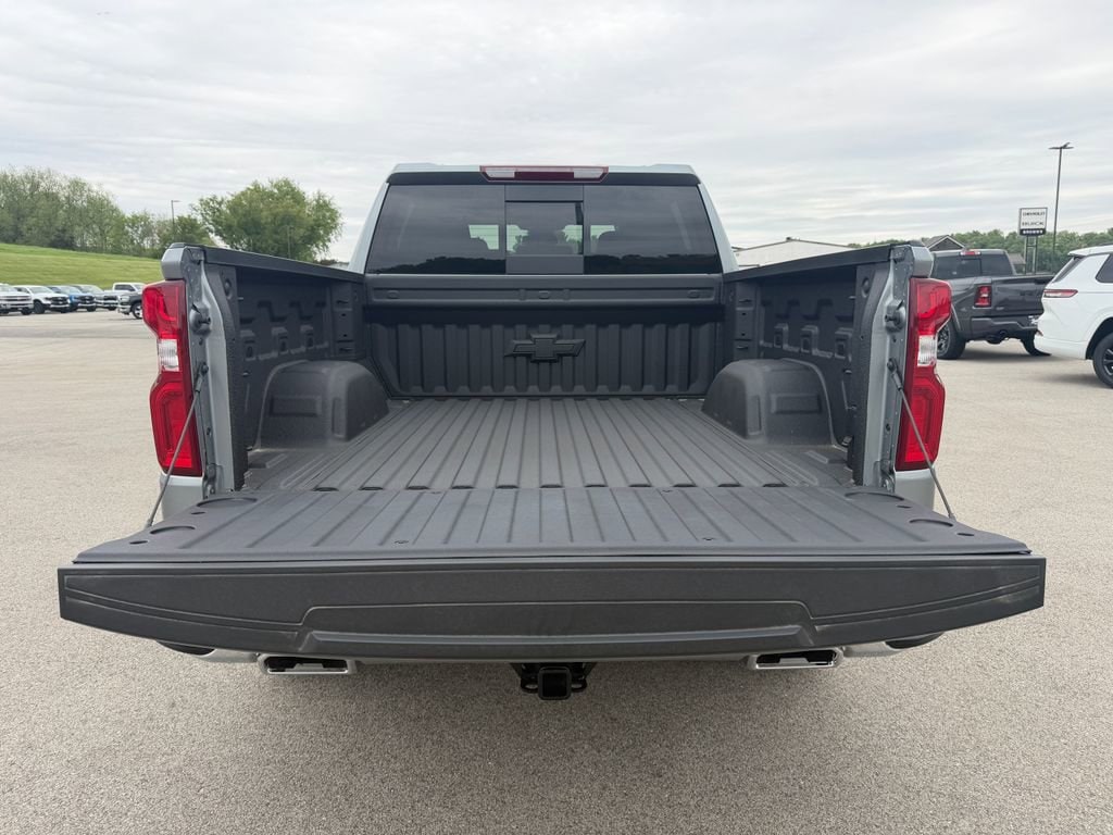 2026 Chevrolet Silverado 1500 LTZ - Photo 13