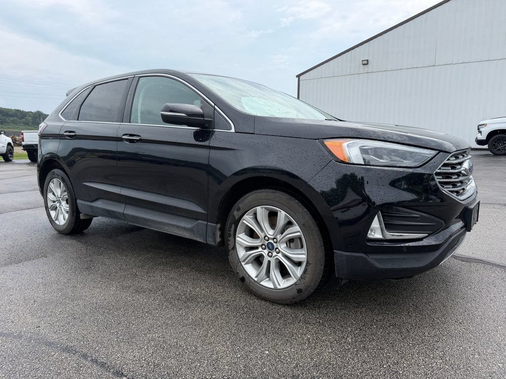 Used 2022 Ford Edge Titanium with VIN 2FMPK4K94NBA55452 for sale in Elkader, IA