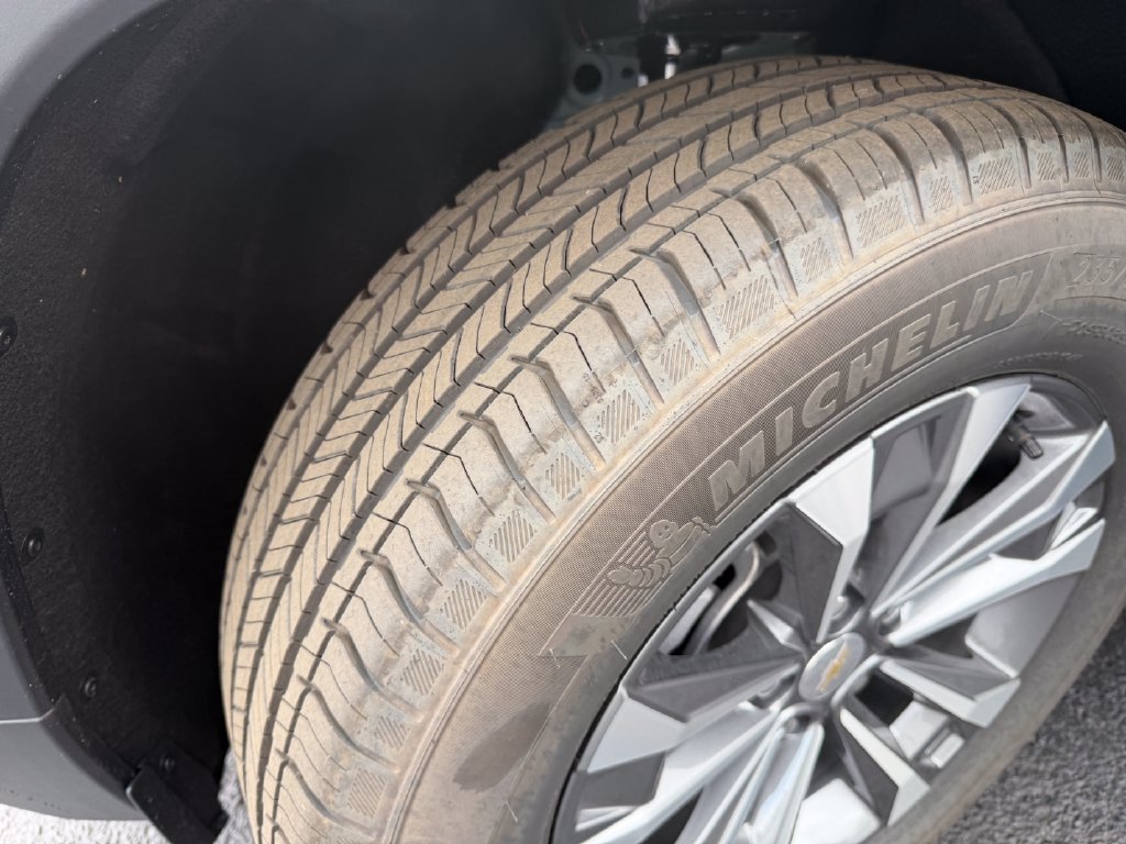 2027 Chevrolet Equinox LT - Photo 13