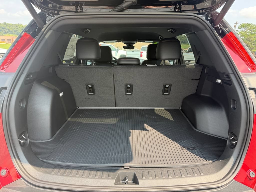 2027 Chevrolet Equinox RS - Photo 9
