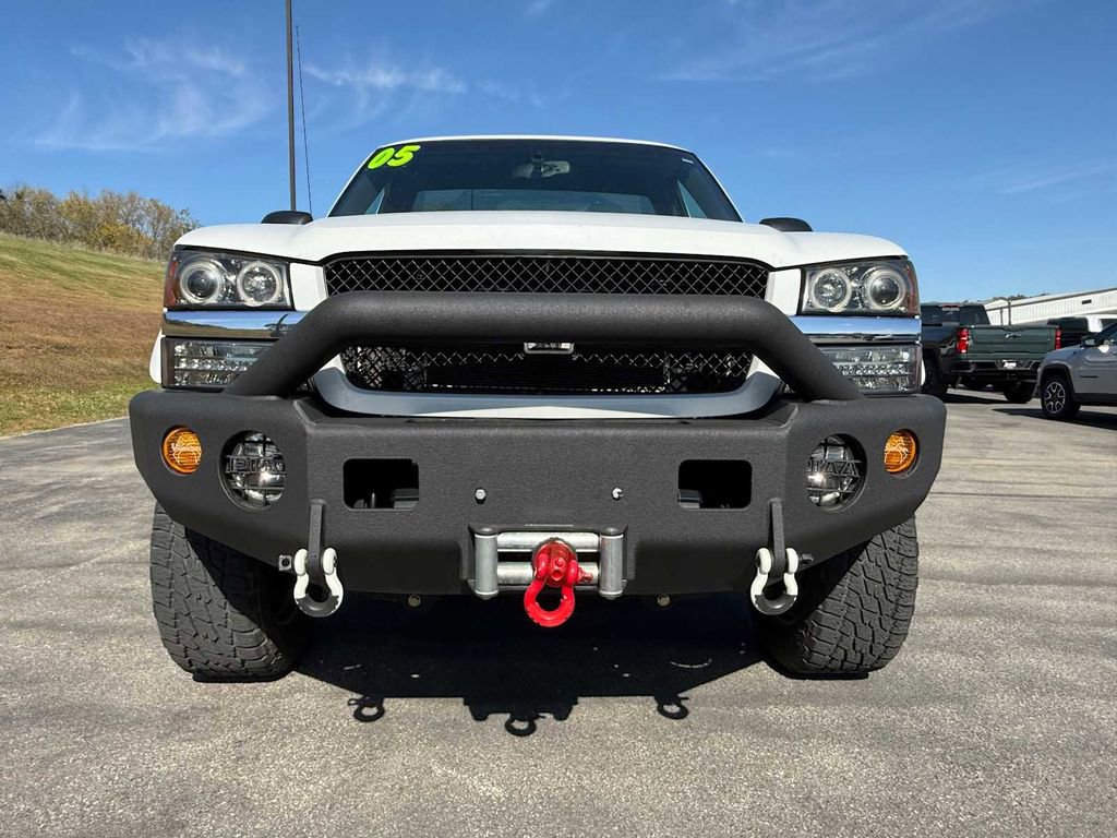 Used 2005 Chevrolet Silverado 1500 Z71 with VIN 1GCEK14T05Z201894 for sale in Elkader, IA