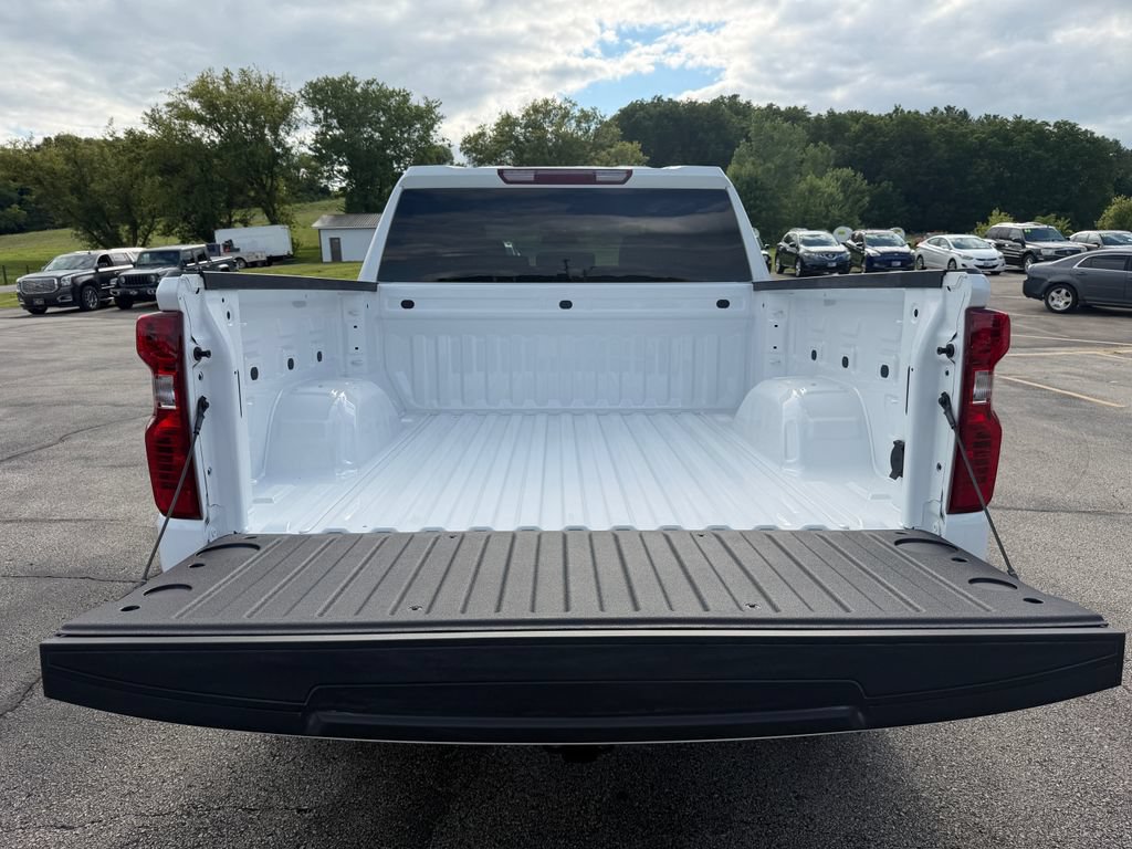2026 Chevrolet Silverado 1500 Custom - Photo 12