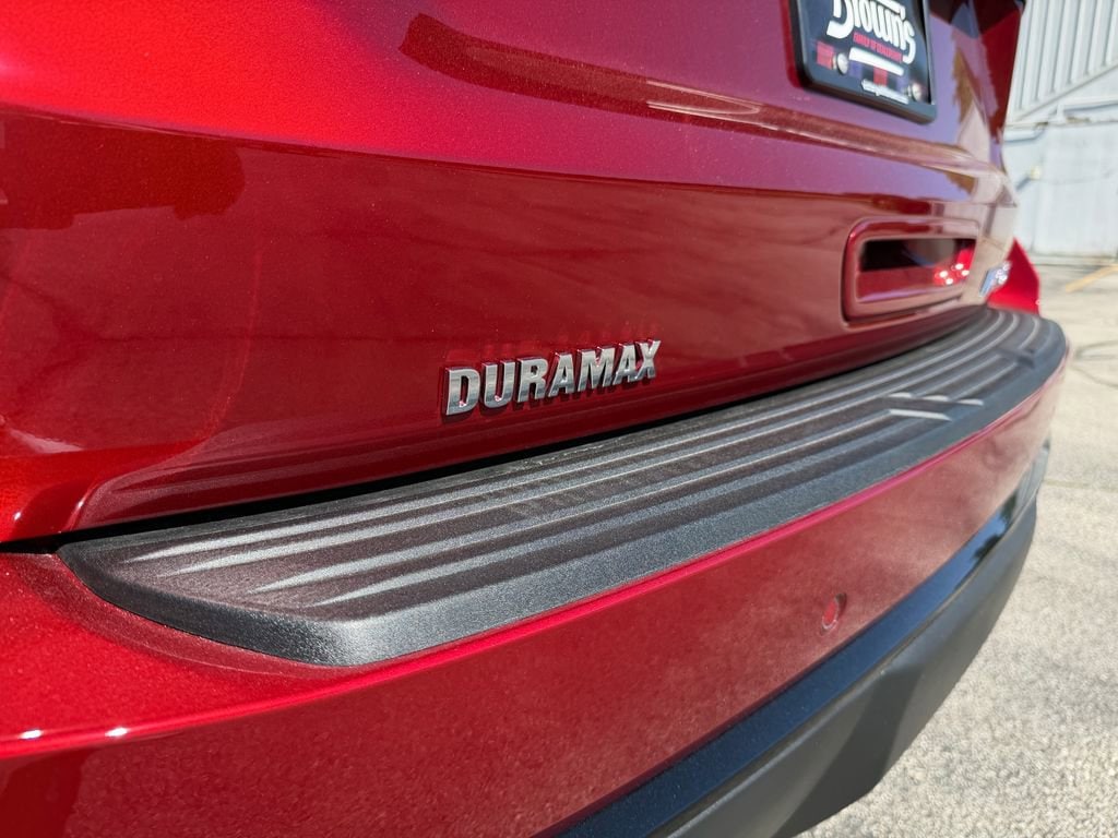 2026 Chevrolet Suburban RST - Photo 44