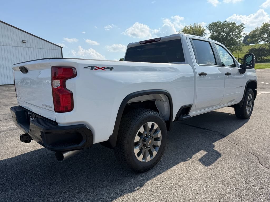 2026 Chevrolet Silverado 2500 HD Custom - Photo 5